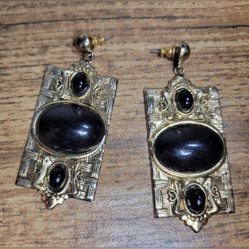 vintage 80s carved gold and black earrings